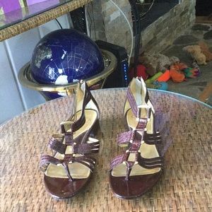 Joan David Moc Croc Sandal